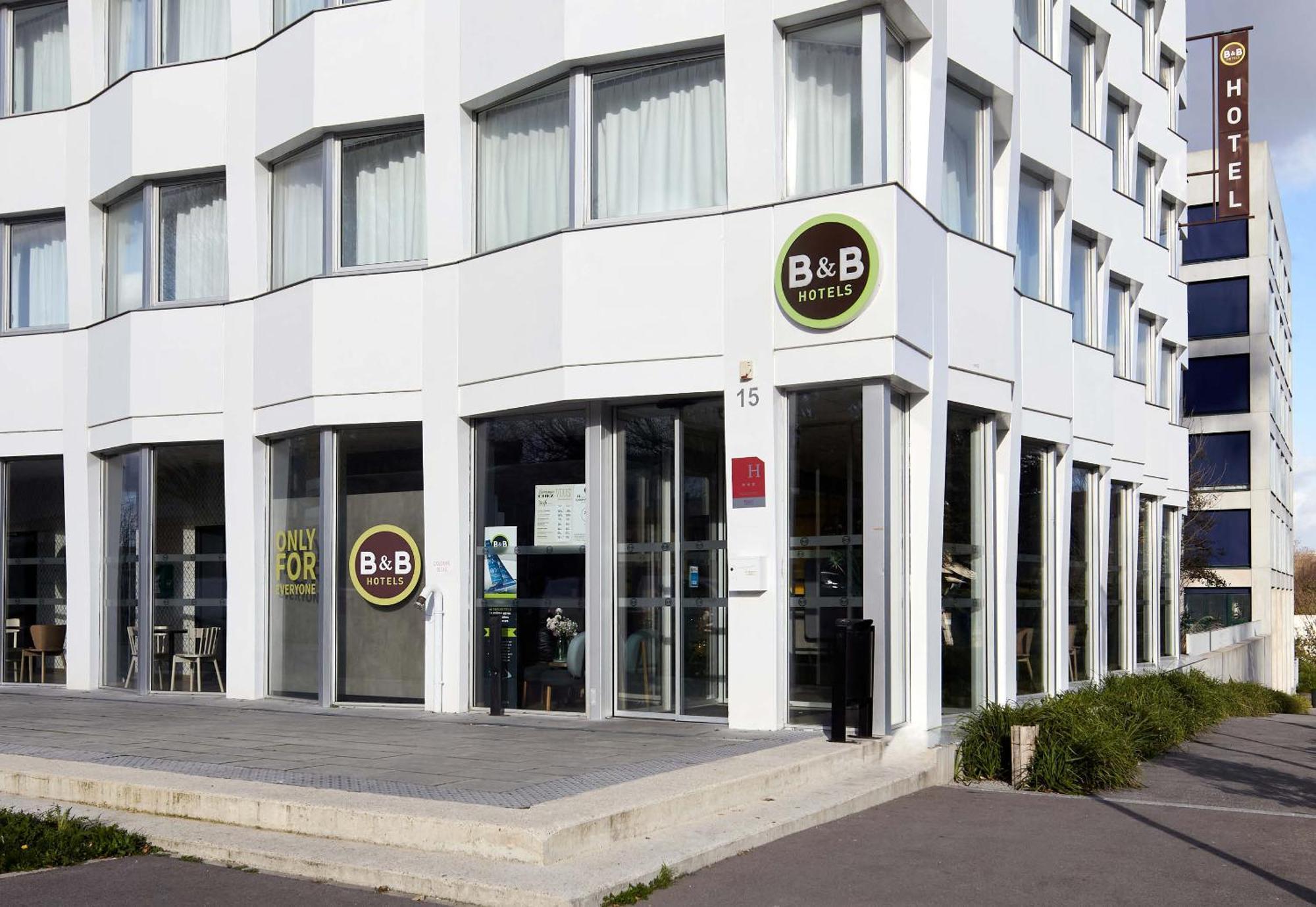 B&B Hotel Massy Gare Tgv Exterior photo