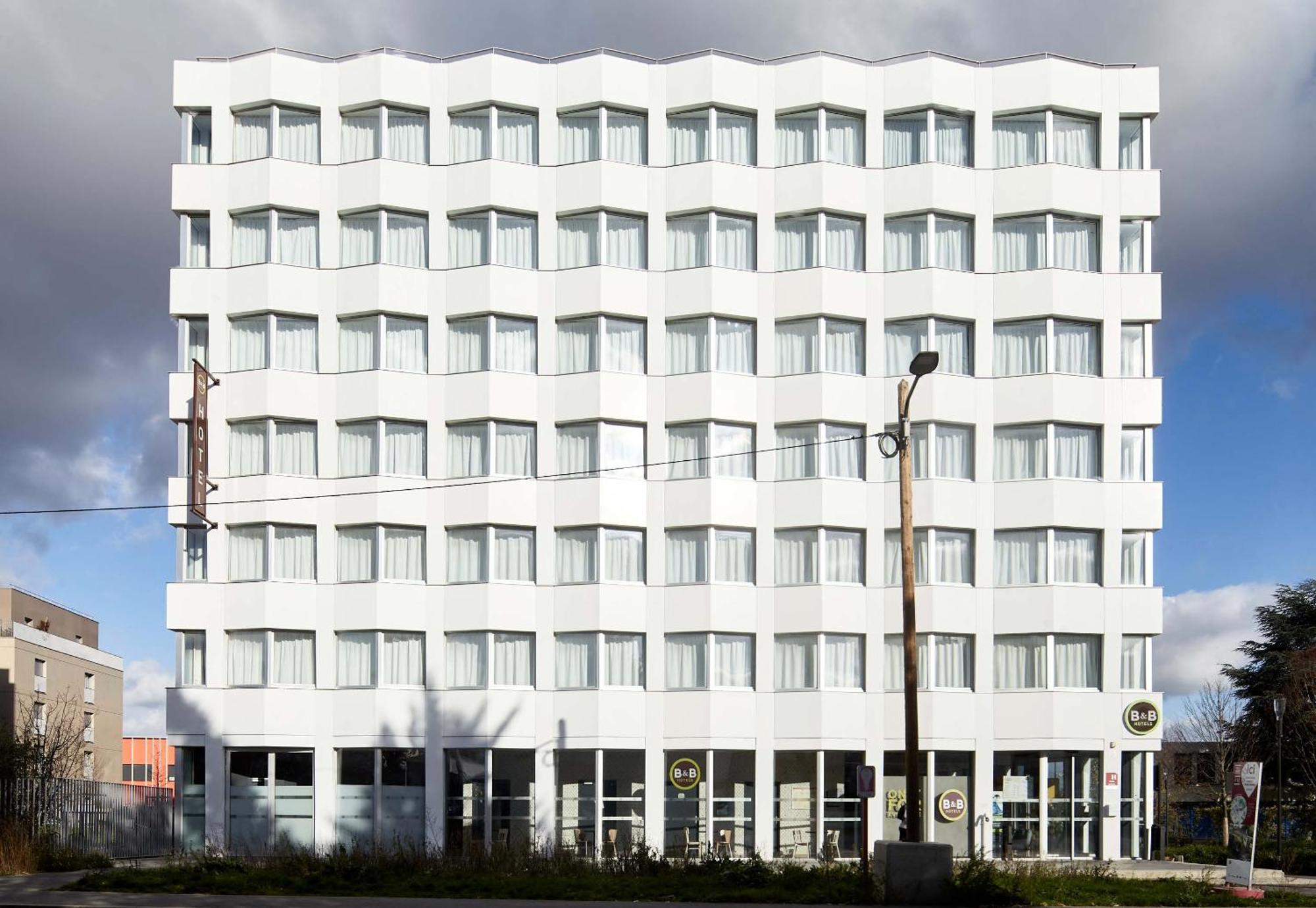 B&B Hotel Massy Gare Tgv Exterior photo